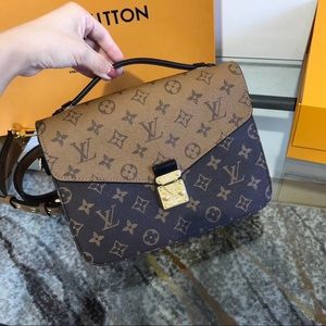 authentic Louis Vuitton reverse monogram pochette